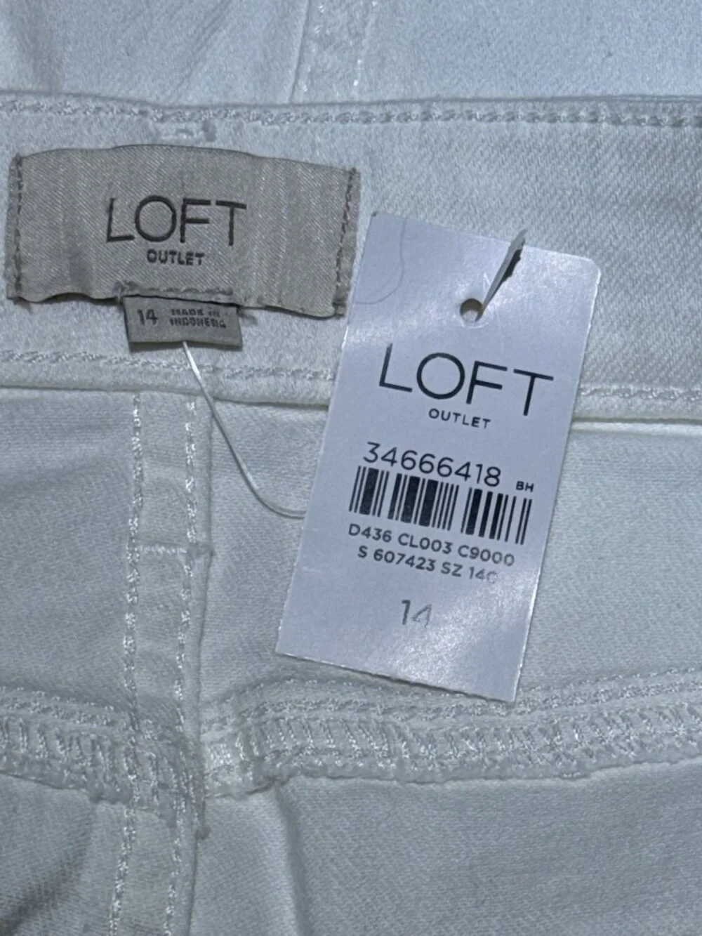 Loft outlet Womens 14 NWT white denim skirt fringe hem cotton spandex